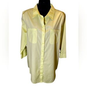 Chico's* Women's Long Tab Sleeve Button Down Curved Hem Shirt~ Size 2